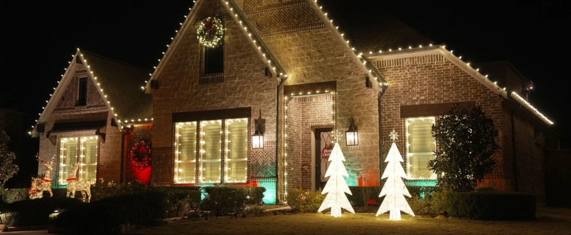 outdoor lighting systems for fall and winter in texas